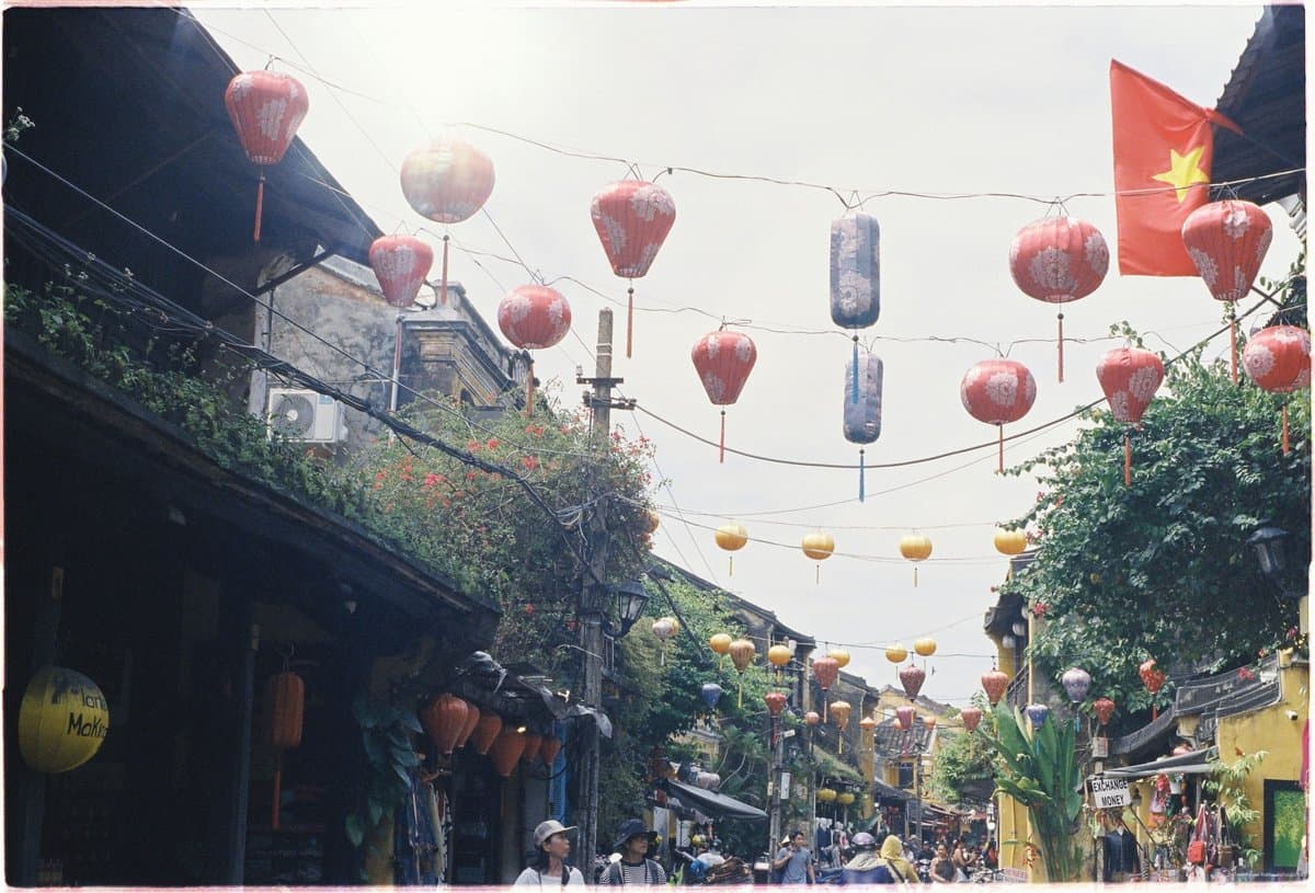 Cam Thanh's Basket Boats to Halong
