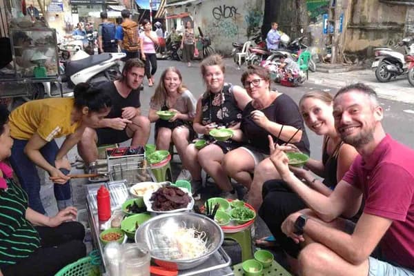 Hanoi Local Food Tour with Train Street and Old Quarter Highlights 3