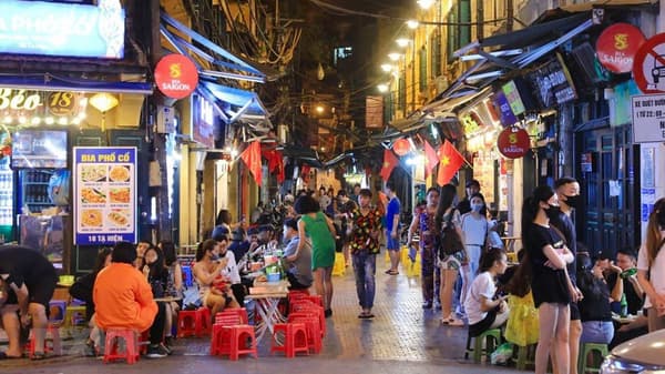 Hanoi Local Food Tour with Train Street and Old Quarter Highlights 5