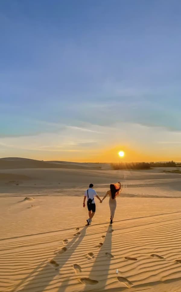 Mui Ne Sandunes: 5-hour Sunrise or Sunset Tour by Jeep 2
