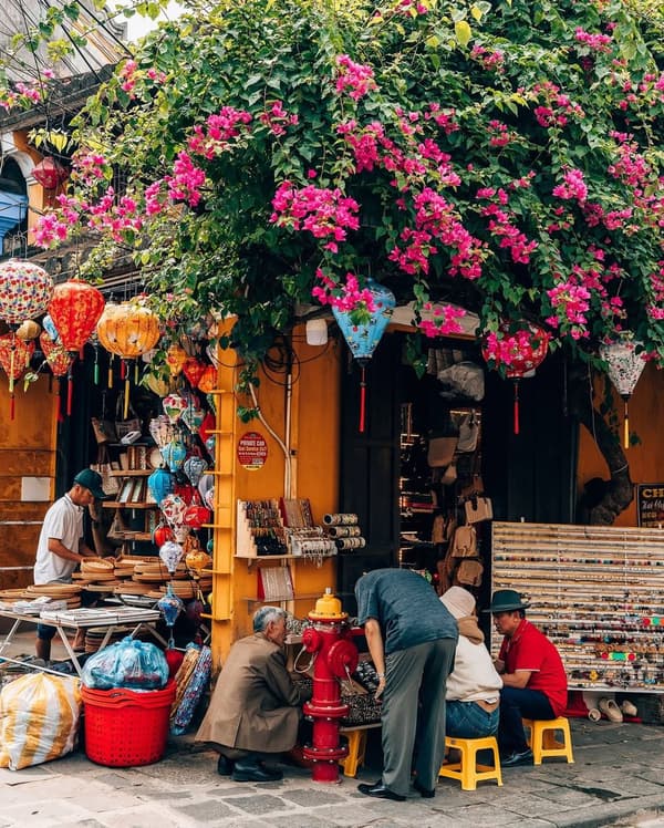 Ha Noi Full Day City Tour – Group Tour By Bus 4