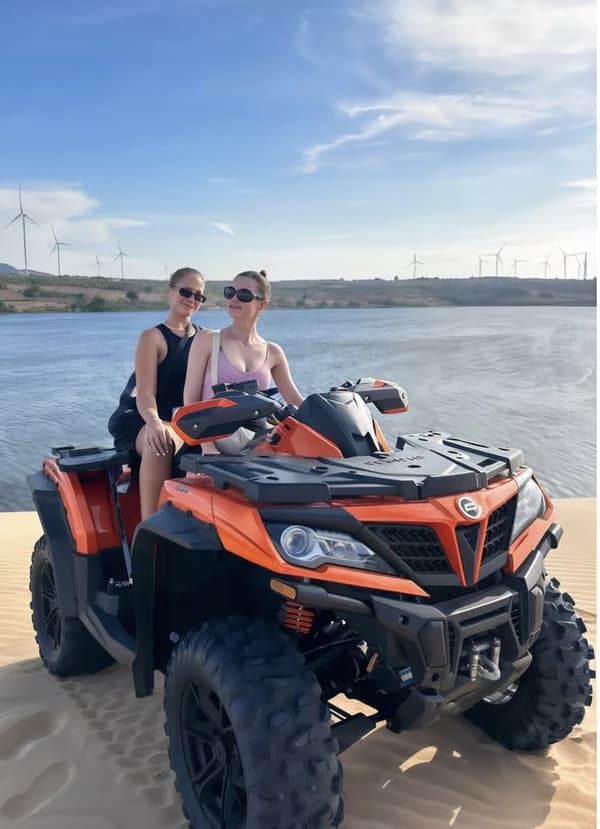 Mui Ne: Sand Dunes Tour On A Private Jeep Including ATV Ride 2