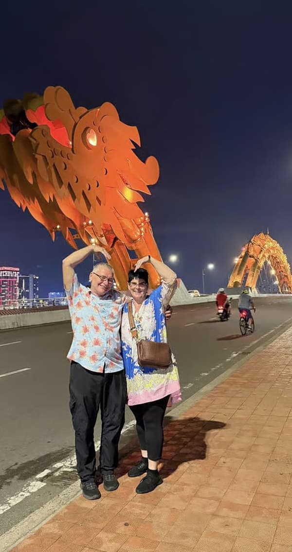 Da Nang Sightseeing Tour by Scooter – 10 Local Food Tastings 3