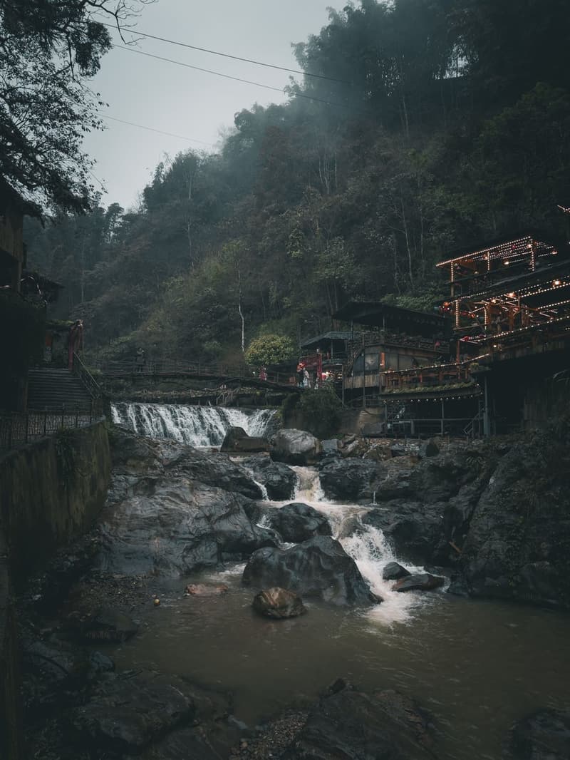Twelve Days, Da Nang to Sapa